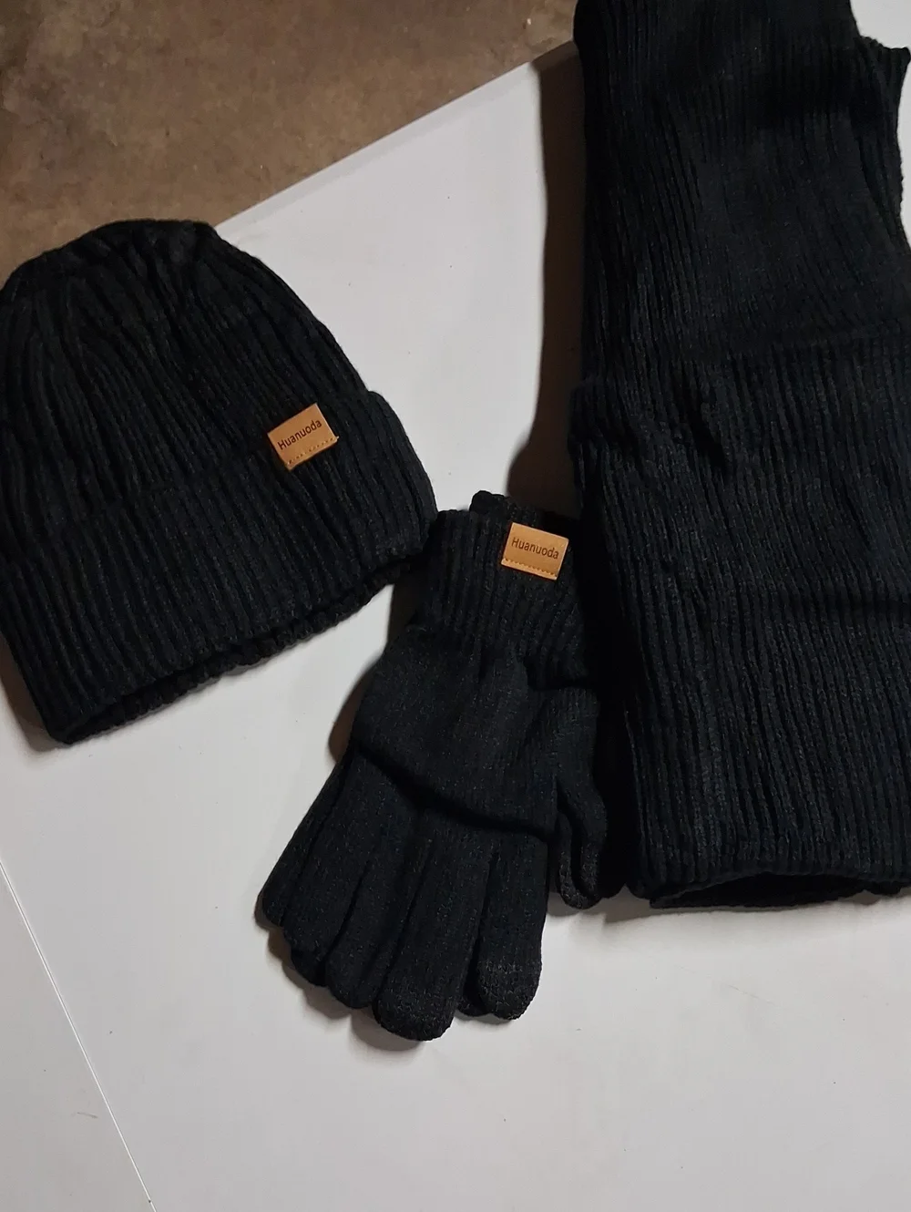 NWT Unisex Black Knit Winter Hat, Scarf & Gloves 3 Piece Set